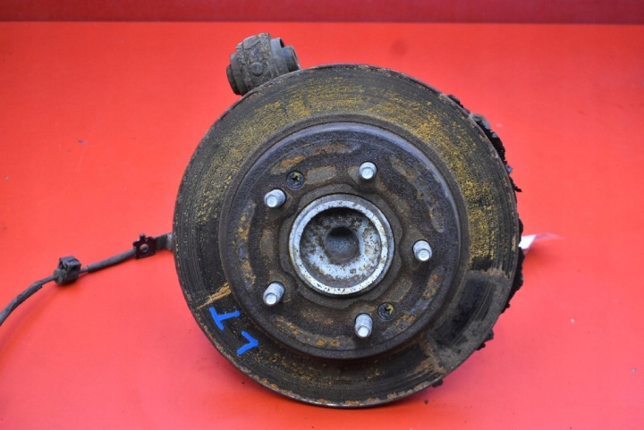 Achsschenkel Radnabe Radlager schenkel links heck HYUNDAI I30 2 II GD 1.6 CRDI 110 KM 12-15