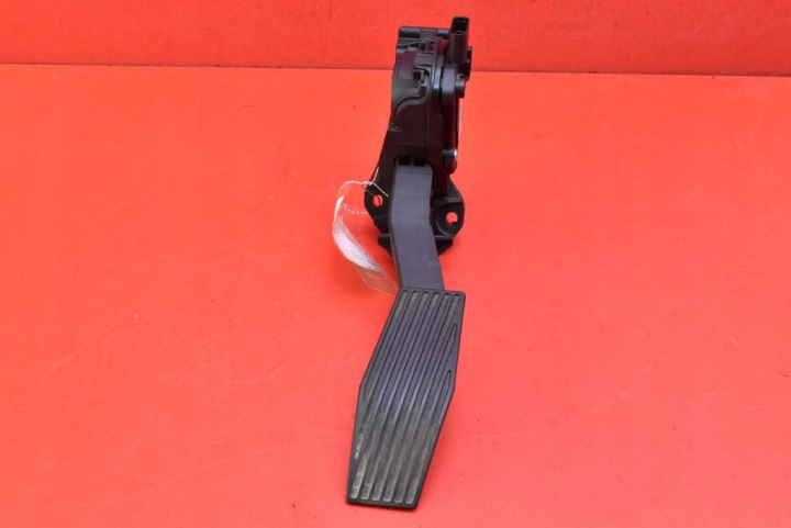 Potenziometro Pedale pedaliera acceleratore 13466235 OPEL ASTRA 5 V K 1.6 T 200 KM 15-20