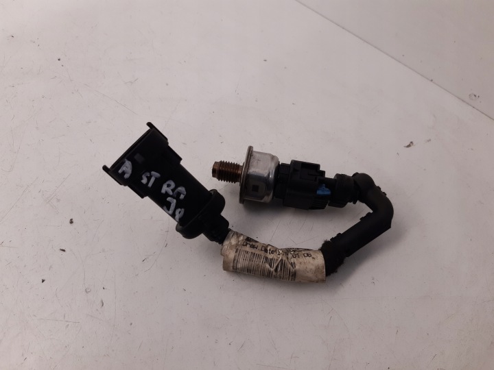Sensor Druck des Kraftstoffsbehälters 15206186244 Opel Astra J