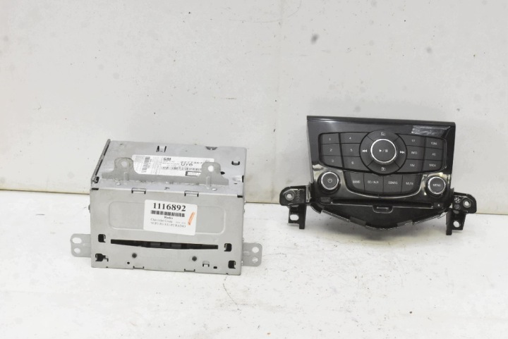 RADIO čitač diskova PANEL RADIA CD 22773672 95485438 CHEVROLET CRUZE i J300