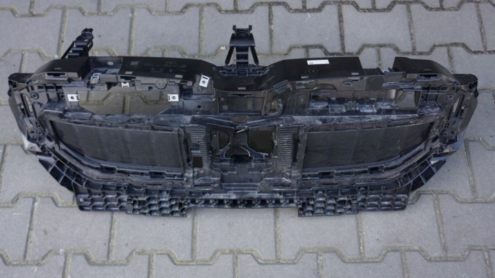 BMW and 5 G60 - steering wheel, intake air blinds air line