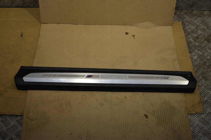 moulding cap threshold right LED M850i BMW G14 G15 1