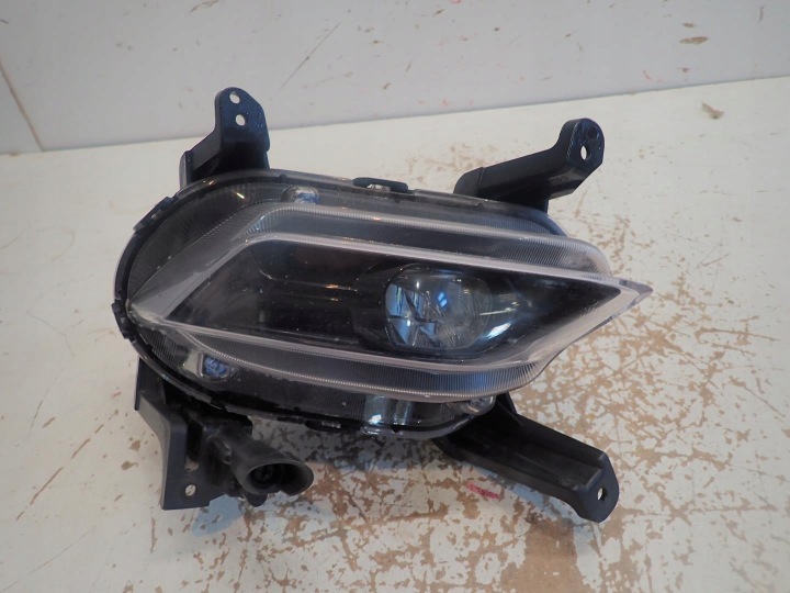 FENDINEBBIA DESTRA HYUNDAI SANTA FE IV 18- 92202-S1110