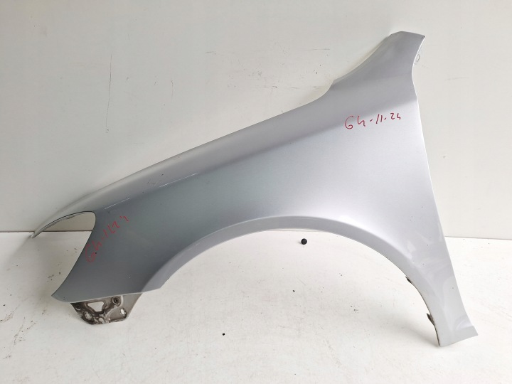 SKODA OCTAVIA II LIFT 08-13 Aile Gauche