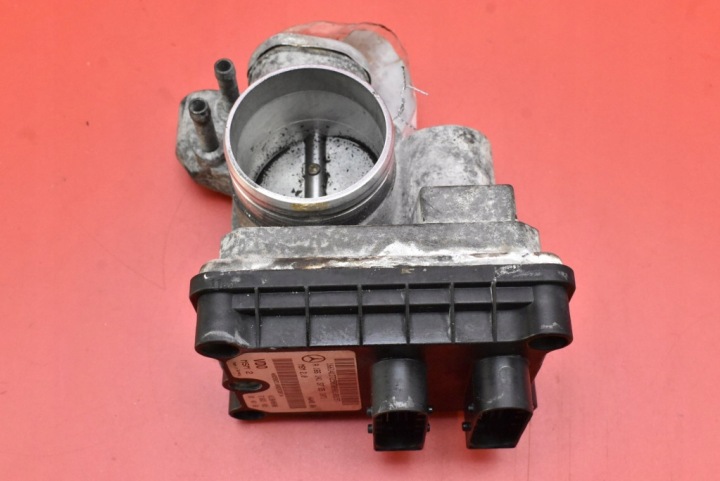 throttle flap A1661413725 MERCEDES VANEO W414 1.6 8V 102 KM 01-05