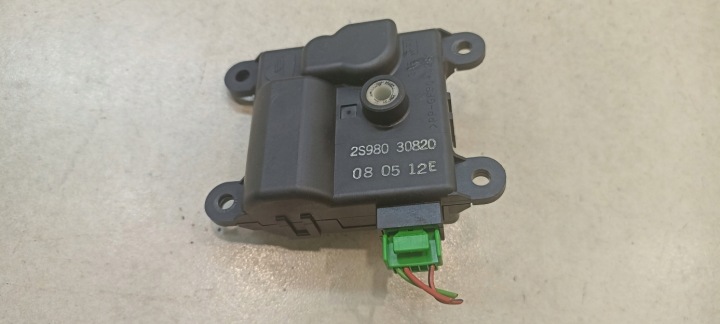 Motor heizgebläse OPEL AGILA B 1.2 16V 30820