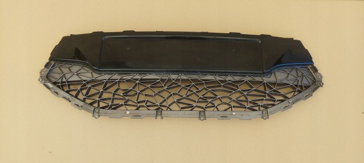 mitte Lüftungsgitter der Stoßstange vorne HYUNDAI IX20 10-15 65661-1K000