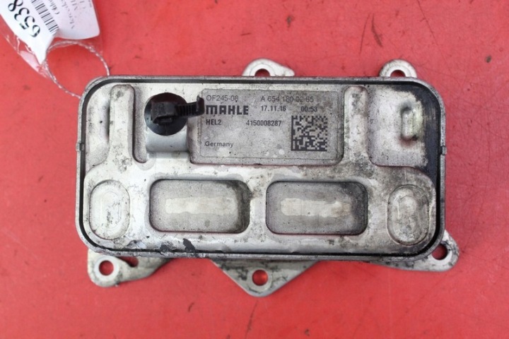 Radiatore olio motore usato A6541800265 MERCEDES E-KLASA W213 2.0 CDI 197 KM 16-21