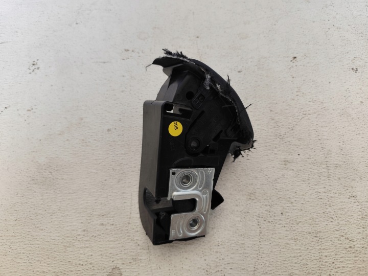 VOLKSWAGEN UP 2012 lock KANAPY right rear part 1S0885682