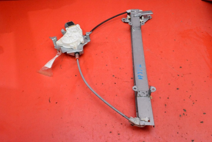Mécanisme essuie glaces Droite Avant EU 0130822203 NISSAN MICRA K12 3D 02-07