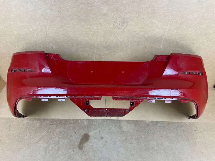 nárazník záď zadní BMW Z4 ZWYKLY BASIC G29 2019-2026 bez PDC 7436812