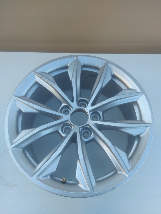 disk hliníkový AUDI Q5 80A 5X112 8J 17" ET39 80A601025