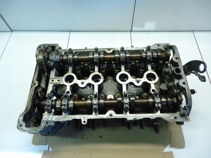 PEUGEOT MINI BMW 1.6 THP N13B16A head. of the engine V753471080
