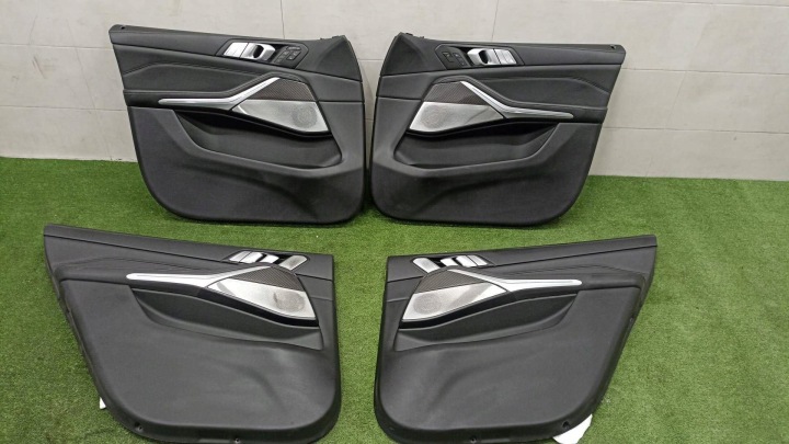 BMW G07 upholstery door side front rear part KOMPLET BOWERS WILKINS