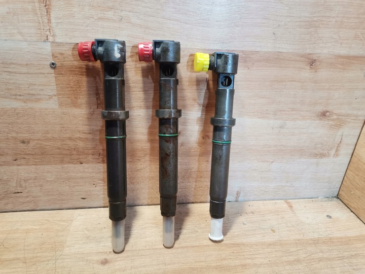 Injecteur MERCEDES 2.2 CDI 651 A6510701287 28254952