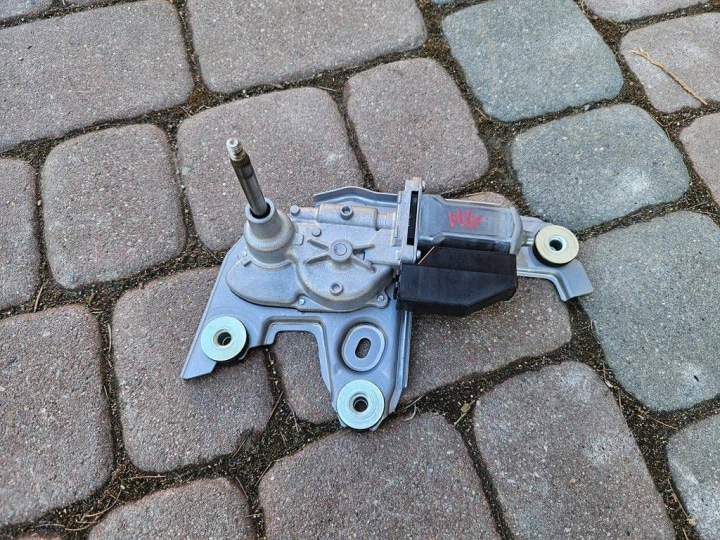 85130-0E120 wiper mechanism windows rear part of the rear Toyota Highlander XU70