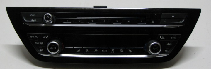 BMW 5 G30 3.0D 19R PANEL klími klimatizaci 7947869