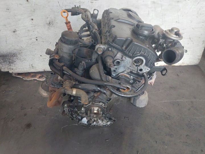Motore DIESEL + TURBINA VOLKSWAGEN PASSAT B5 ATJ 028145702R