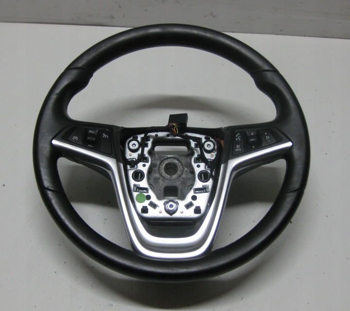 OPEL INSIGNIA A kormány bőr MULTIFUNKCJA 13316547
