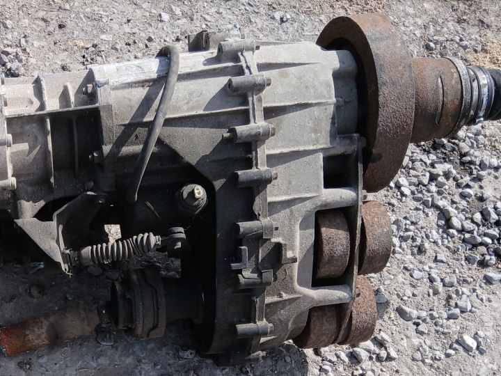 JEEP GRAND CHEROKEE 2.7 CRD 612 665 REDUKTOR Boîte de vitesse Engrenage P52099360AD