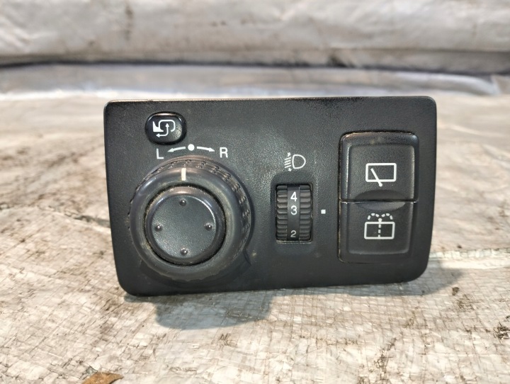 SSANGYONG REXTON and 2004r 2.9D 88KW light switch of mirrors