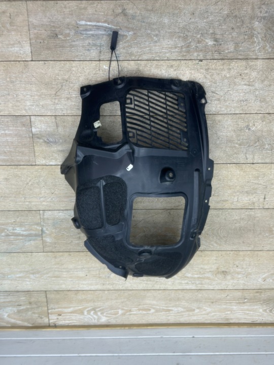 podblatník pravý predok pravé M PAKIET BMW G32 7374740 8060028 7374742