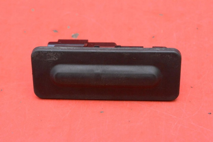 Poignée Bouton du capot Arrière 9827560380 PEUGEOT 5008 2 II LIFT 20-21