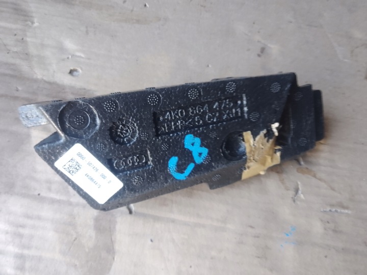Polystirén Výplň kufra AUDI A6 C8 A7 4K0864475