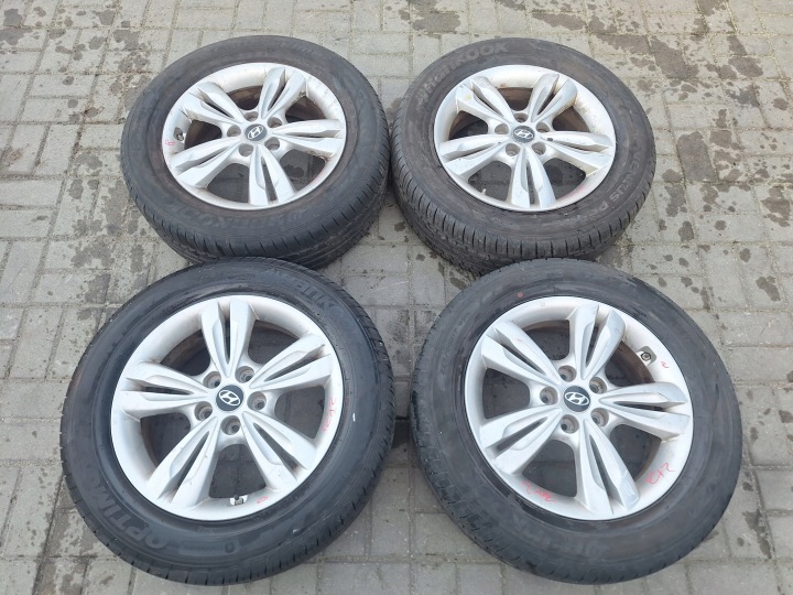 HYUNDAI IX35 09-15 disky + gumy 225/60 R17