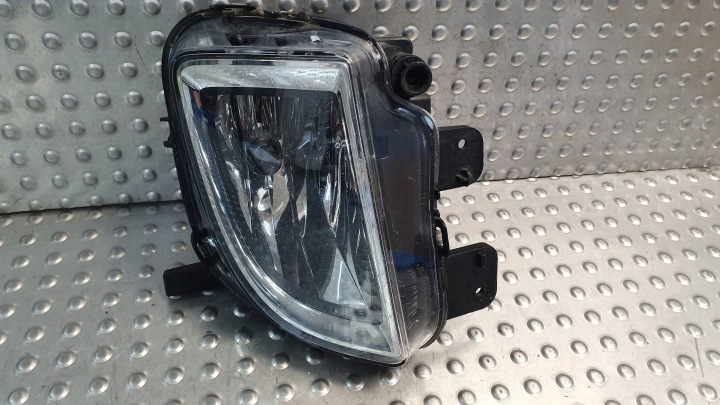 Feux antibrouillard Droite Avant VW GOLF VI GTI GTD 5K0941700C 08