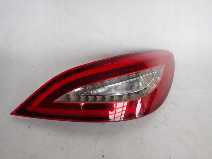 MERCEDES CLS C218 W218 10- Licht rechts heck hinten