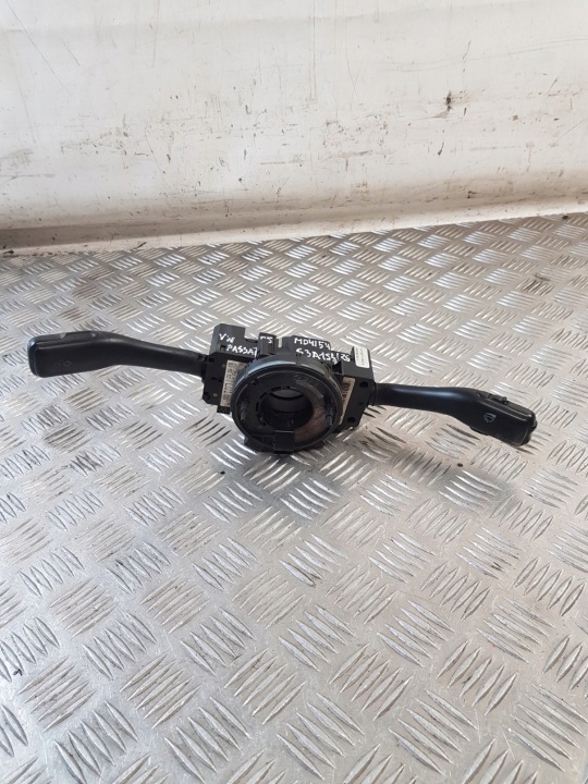 páčky pod volant a ovládání kroužek airbag 8L0953513G VW PASSAT B5 99R