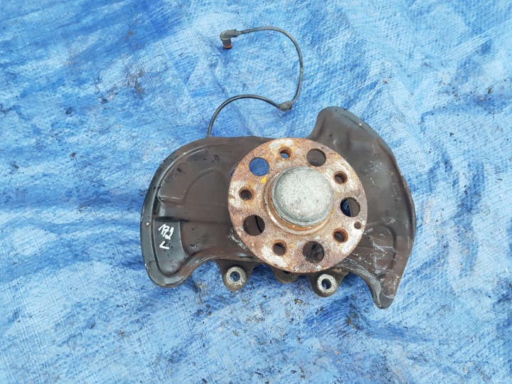 Achsschenkel Radnabe Radlager links vorne MERCEDES W212 LIFT
