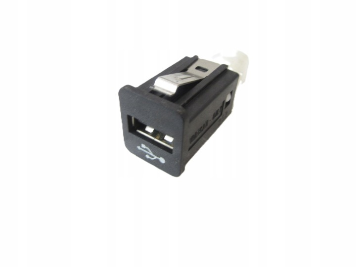 adapter USB BMW e60 e70 e84 e88 e90 F01 F10 F11 F13 F25 F26