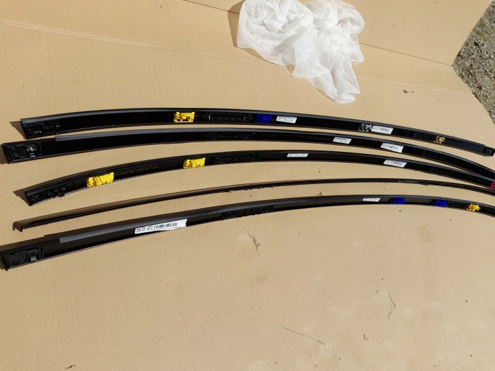 Leiste Schutzleiste dach MERCEDES W167 GLE COUPE ORG CALA