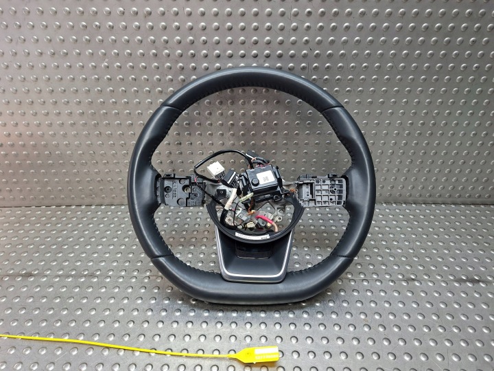 Volant SKORZANA NISSAN QASHQAI J12 21- 484306UJ2A