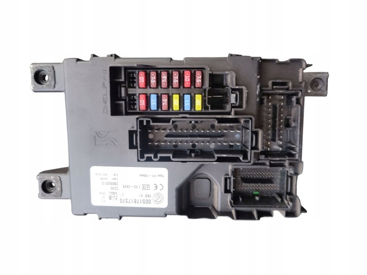 Module fusibles FIAT GRANDE PUNTO (2005-2012) 00517817570