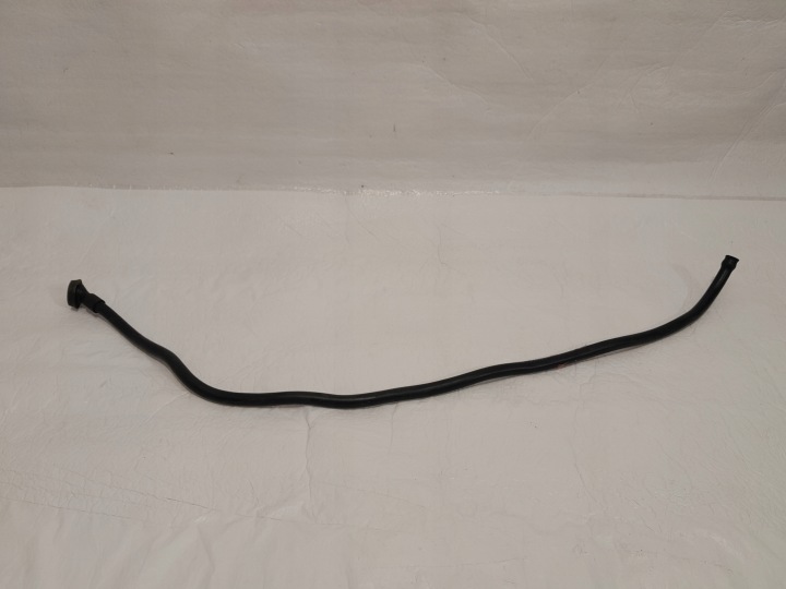 PORSCHE CAYENNE 9Y hose ODPROWADZAJACY WODE 9Y0877201B