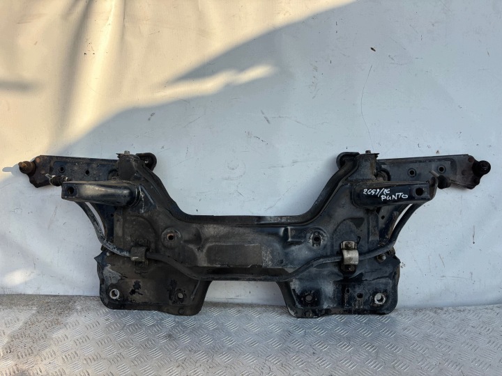 nápravnice nápravnice výztuha FIAT GRANDE PUNTO EVO