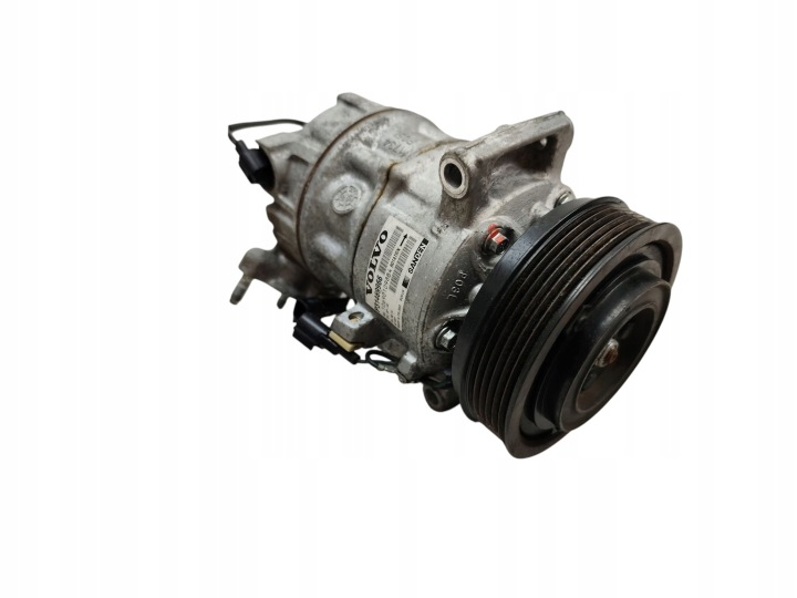Compresseur Climatisateur air conditionné VOLVO V90 II S90 II XC 60 II V40 II 2.0 D4 P31469966