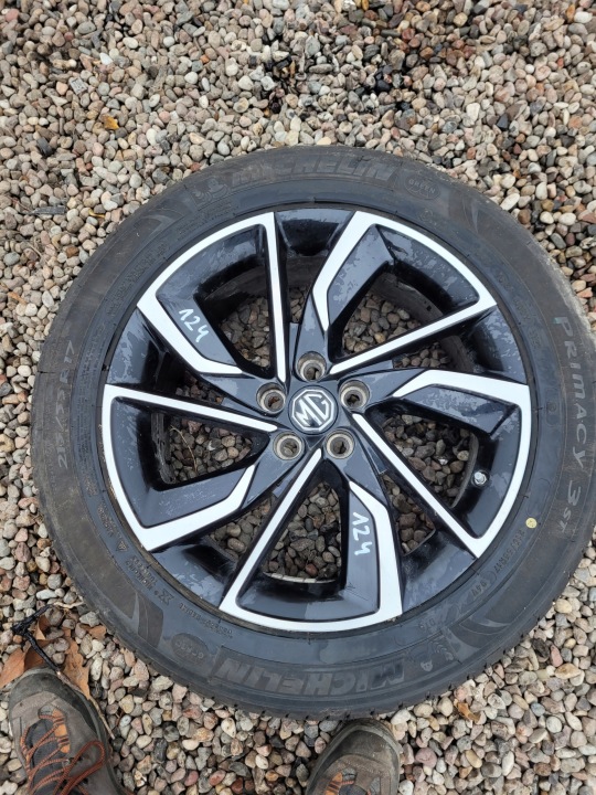 disk hliníkový 17x7J 5x100 MG SUV 10598024