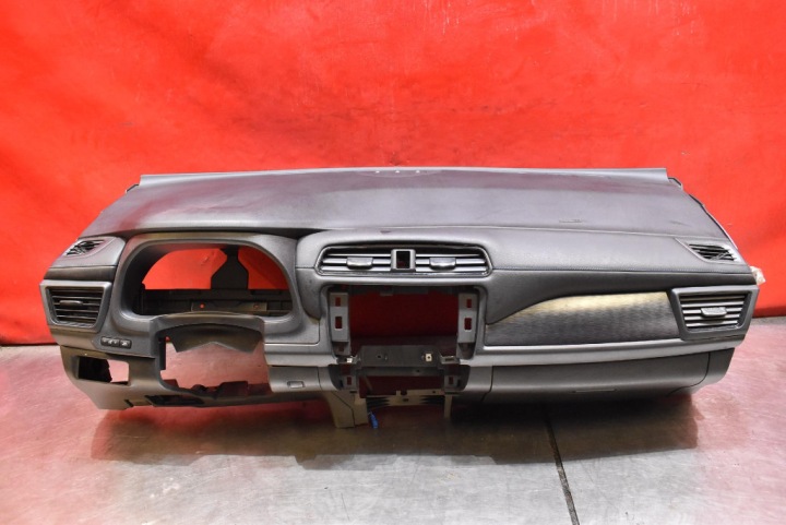 dashboard instrument panel console cockpit airbag EU NISSAN LEAF 2 II ZE1 17-21