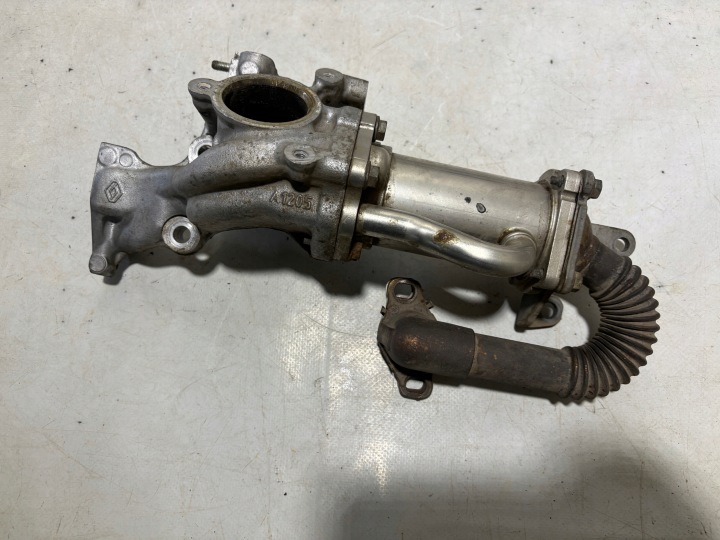 Valvola EGR Radiatore gas scarico usato RENAULT MEGANE II 1.5 DCI 8200729079