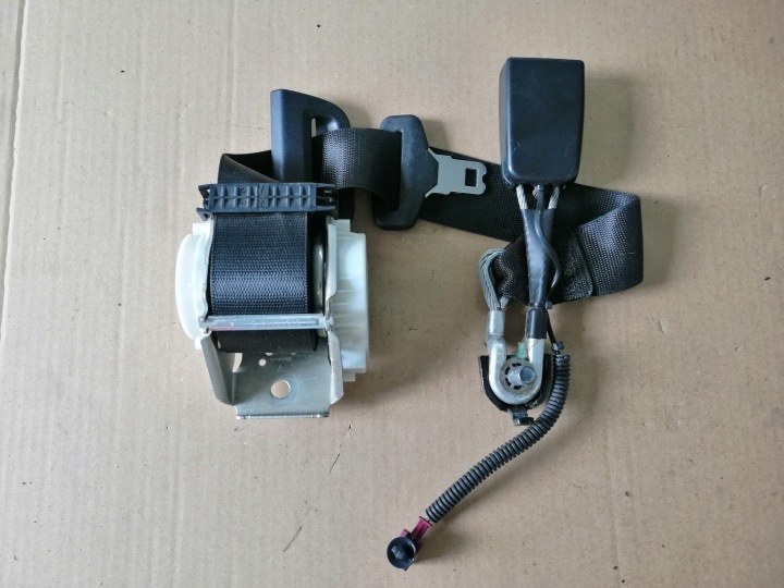 tension belt safety adjuster rear part central 2228601085 MERCEDES W222