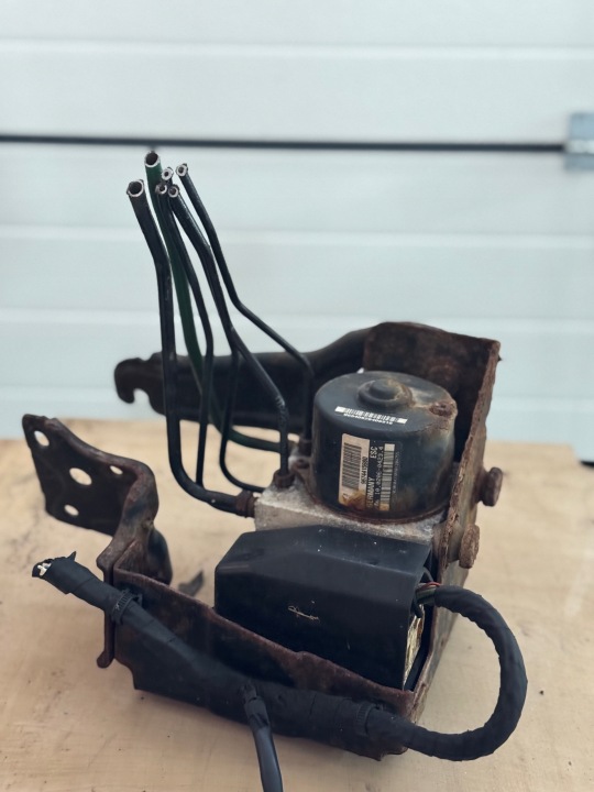 Pompe ABS CITROEN C3 II 1.6 9674415980 PEWNA
