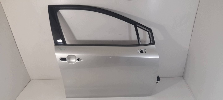 Toyota Corolla E21 Kombi portière avant droit (T567)