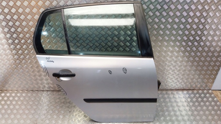 Portière Arrière Droit VW GOLF V 03