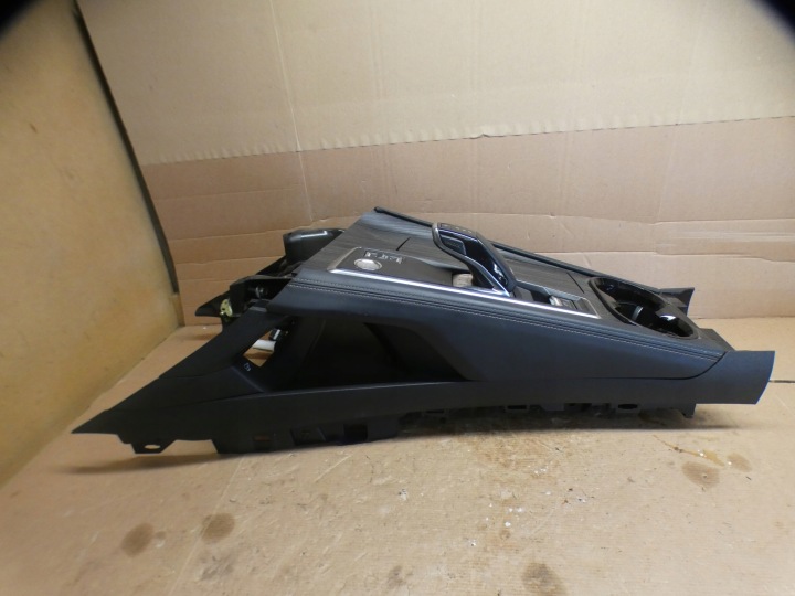 PEUGEOT 508 II PANEL TUNELU SRODKOWEGO TUNEL LADOWARKA 9813829177