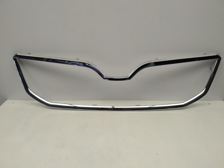 12-16r Skoda Octavia III chrom RAHMEN Grill der Stoßstange vorne 5E0853761 Grill