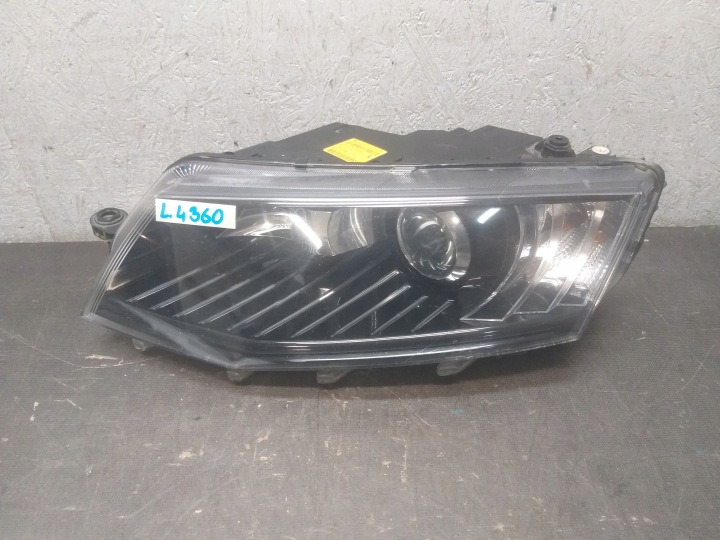 light front left SKODA OCTAVIA III 3 14-17 XENON LED 5E1941015B